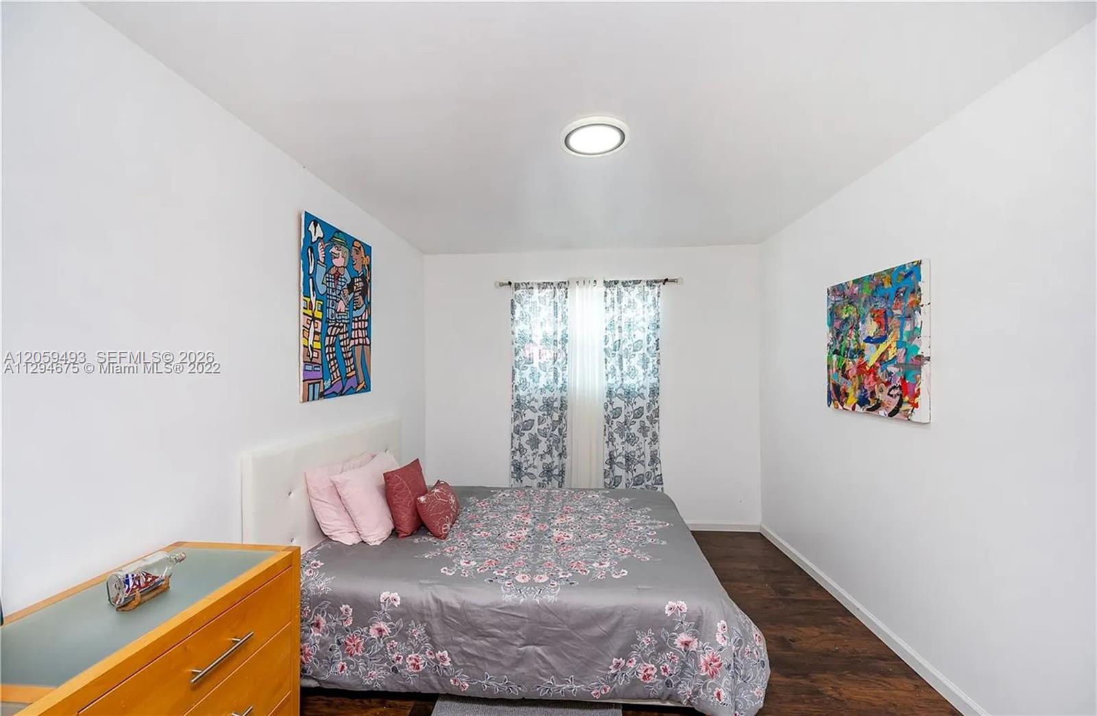 A12059493 Property Photo 17
