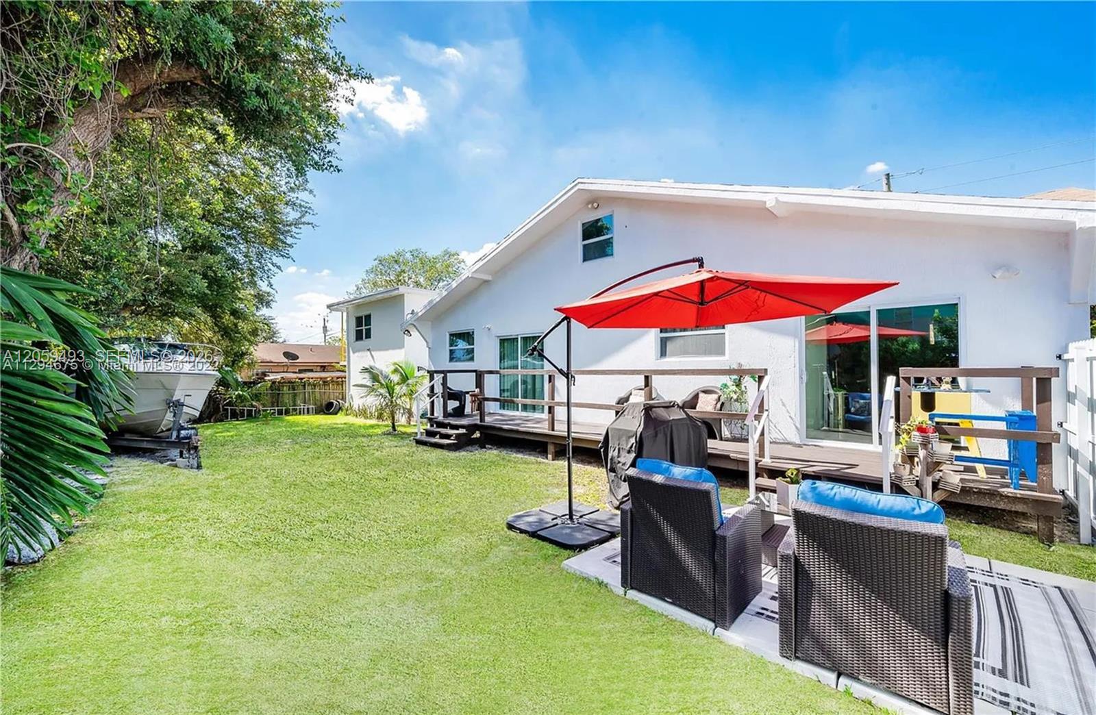 A12059493 Property Photo 25