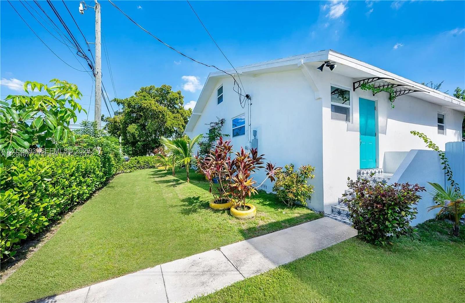 A12059493 Property Photo 27