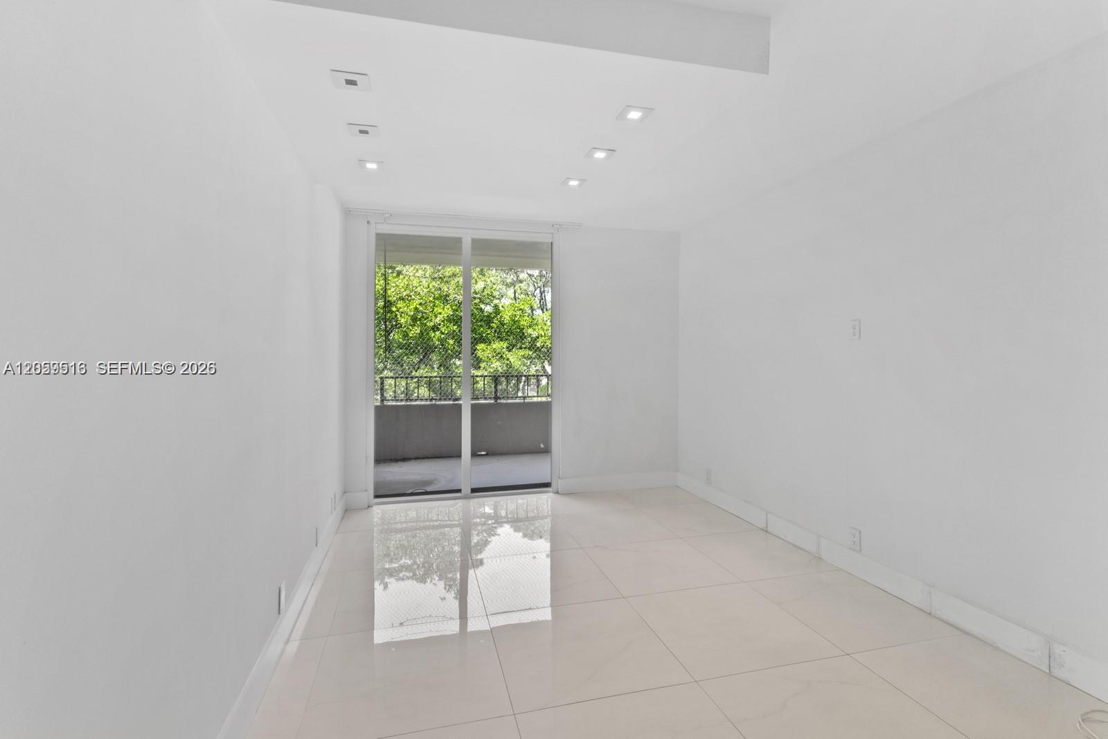 181 Crandon Boulevard 207 Property Photo 14