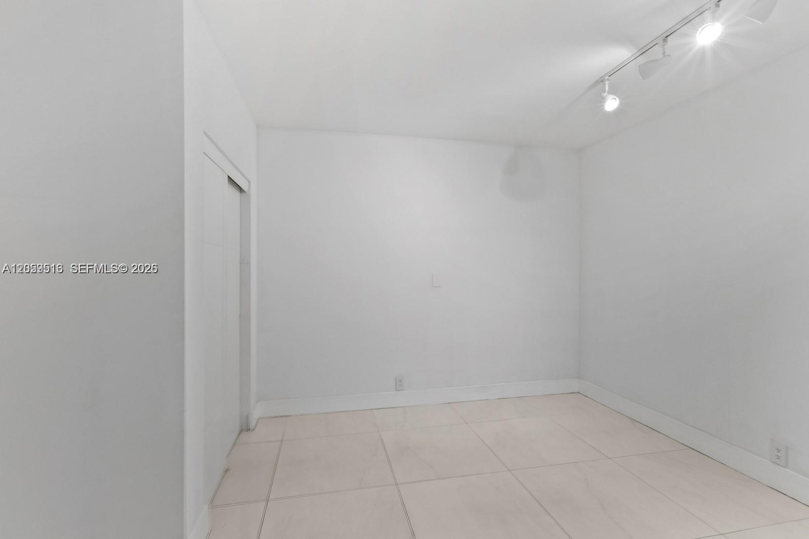 181 Crandon Boulevard 207 Property Photo 16