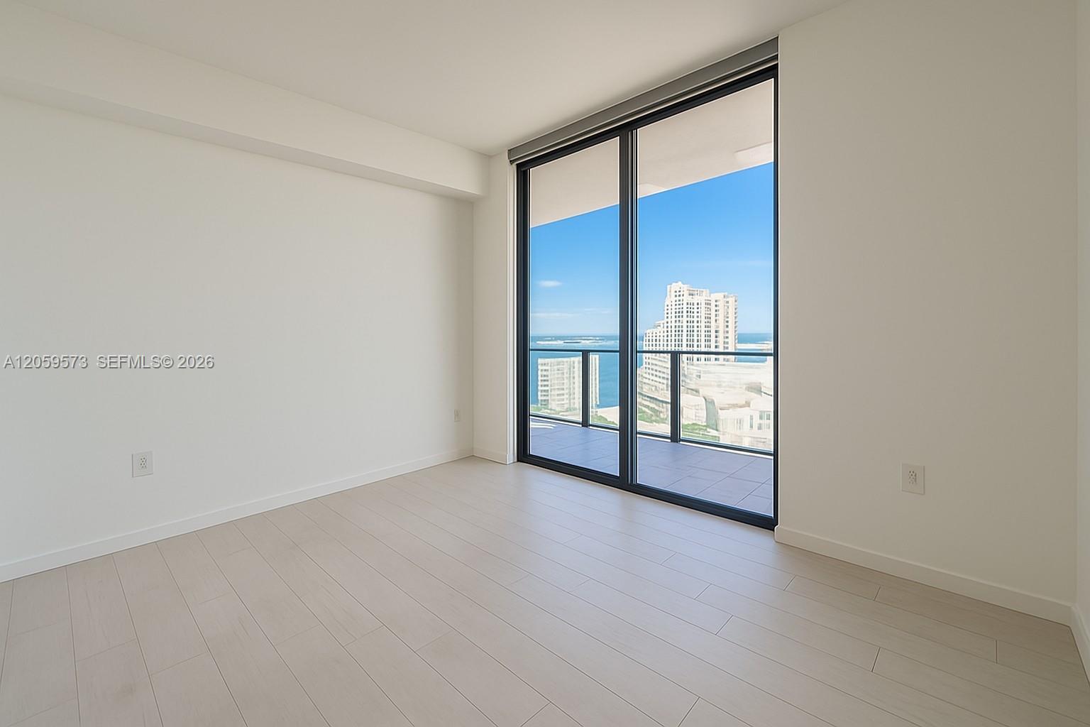 A12059573 Property Photo 17