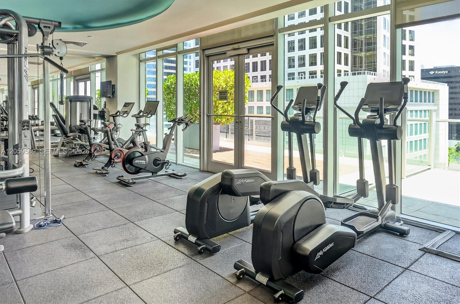 500 Brickell Avenue 1100 Property Photo 25