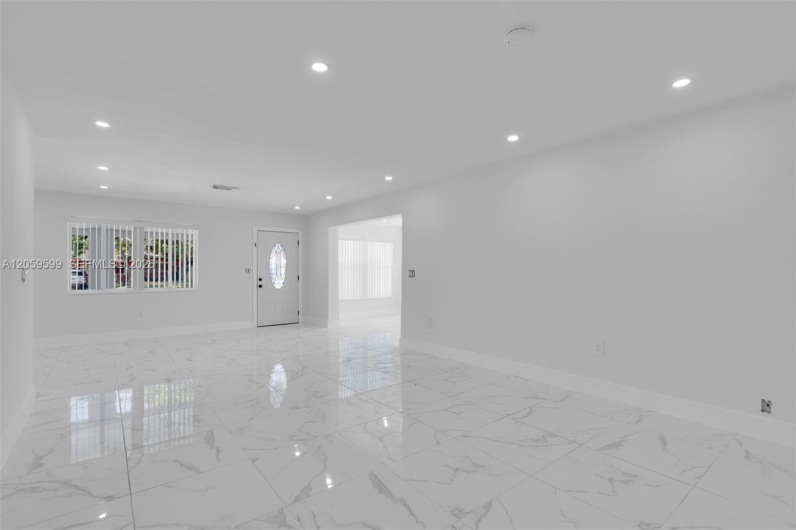 3120 Sw 17th Street Property Photo 6
