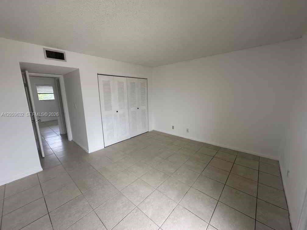 8620 N Sherman Circle 503 Property Photo 7