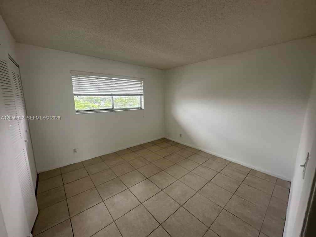 8620 N Sherman Circle 503 Property Photo 8
