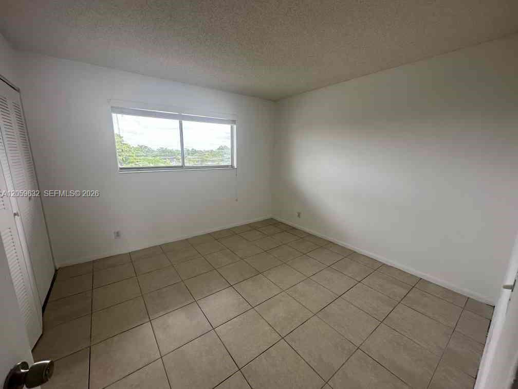 8620 N Sherman Circle 503 Property Photo 9