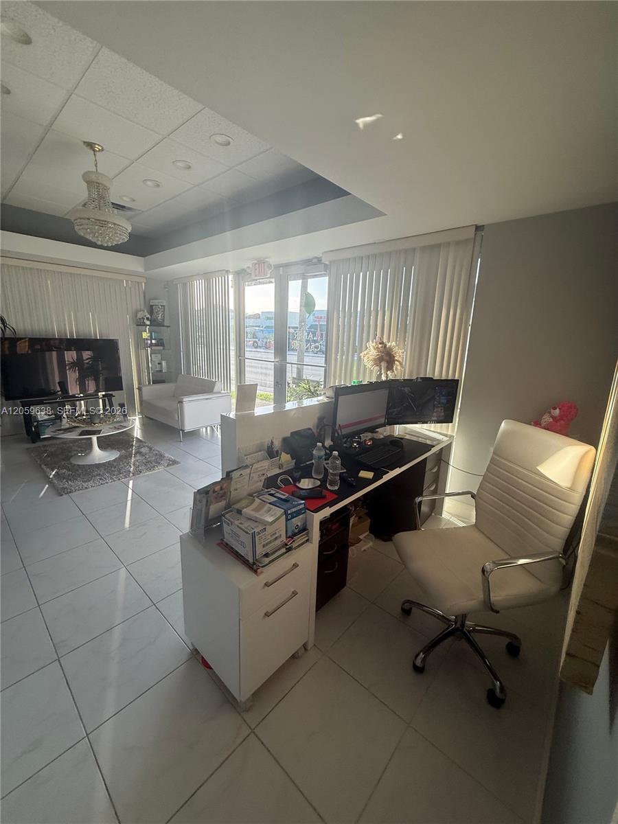 A12059638 Property Photo 13