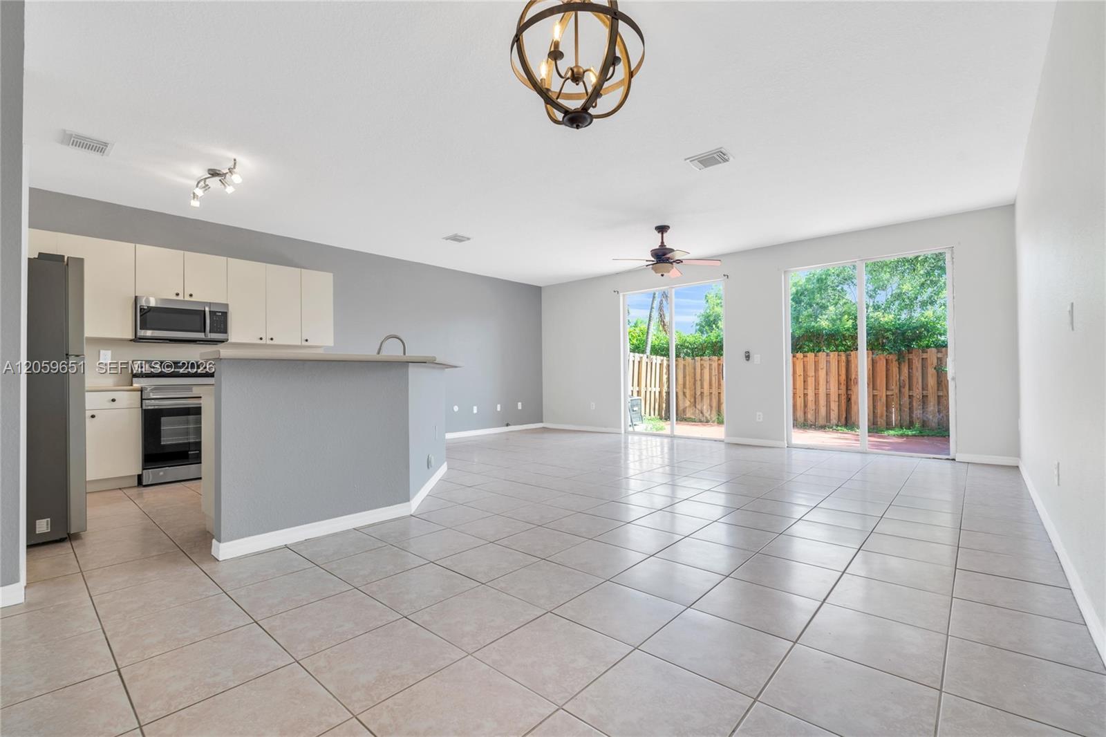 16673 Sw 78 Terrace Property Photo 2