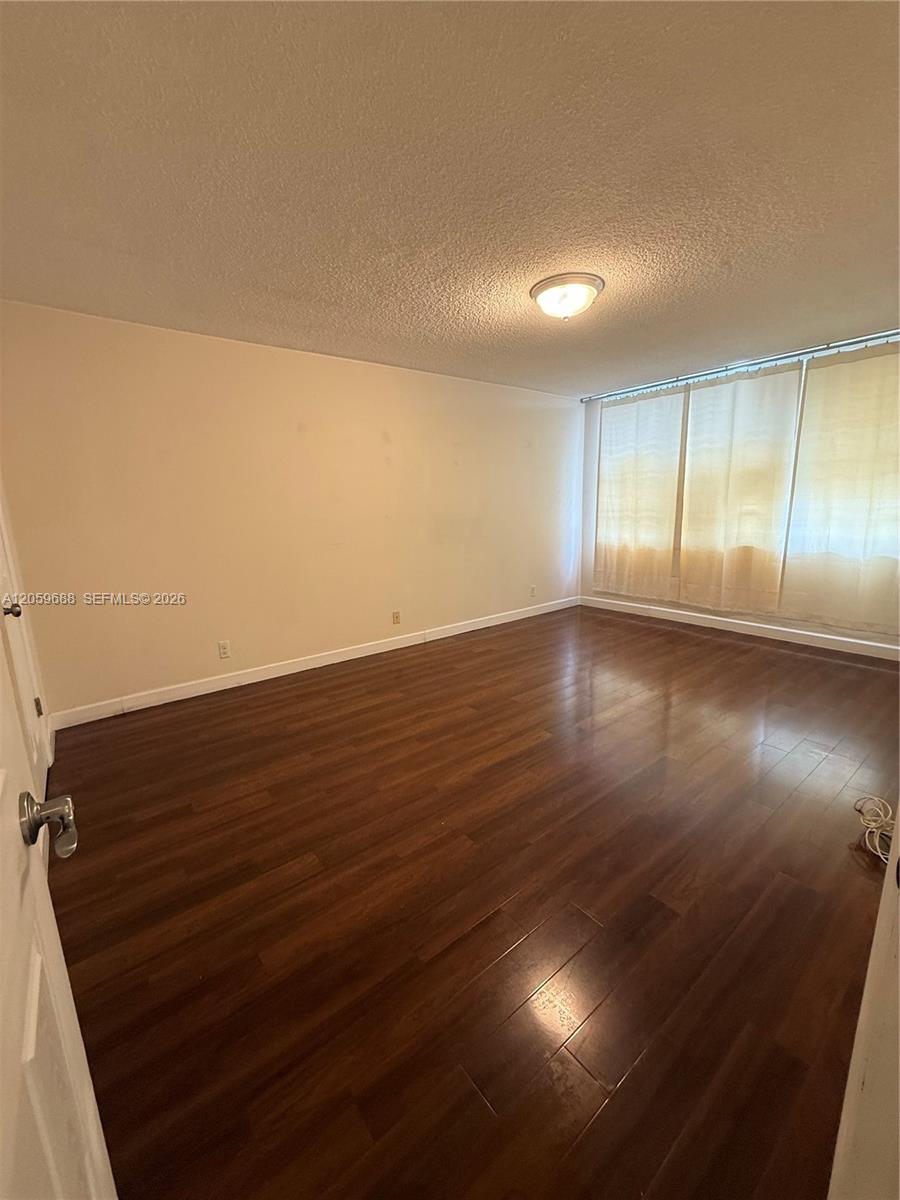137 Golden Isles Drive 512 Property Photo 14