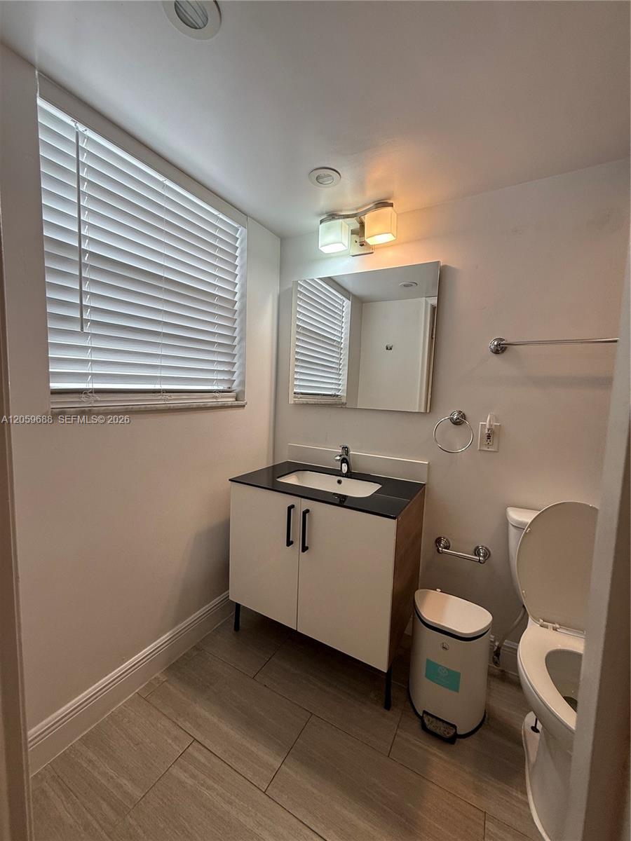 137 Golden Isles Drive 512 Property Photo 16