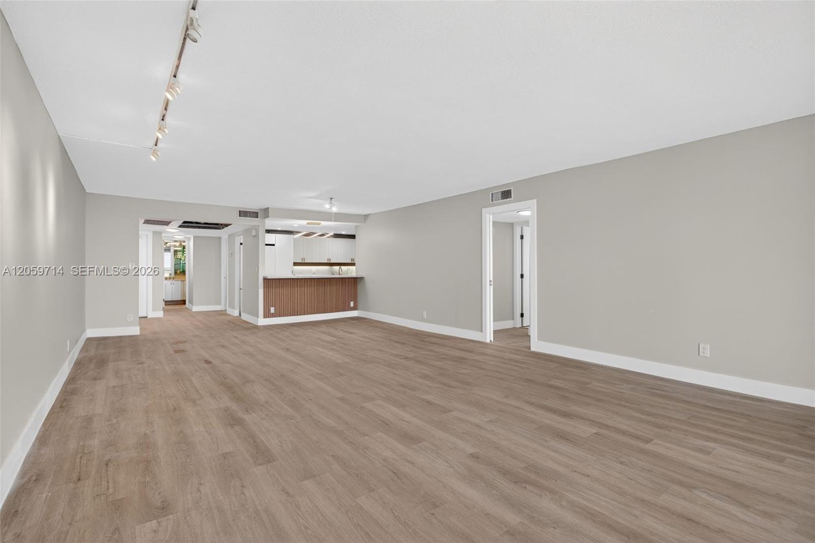3090 N Course Drive 807 Property Photo 13