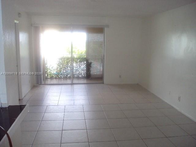 A12059718 Property Photo 3