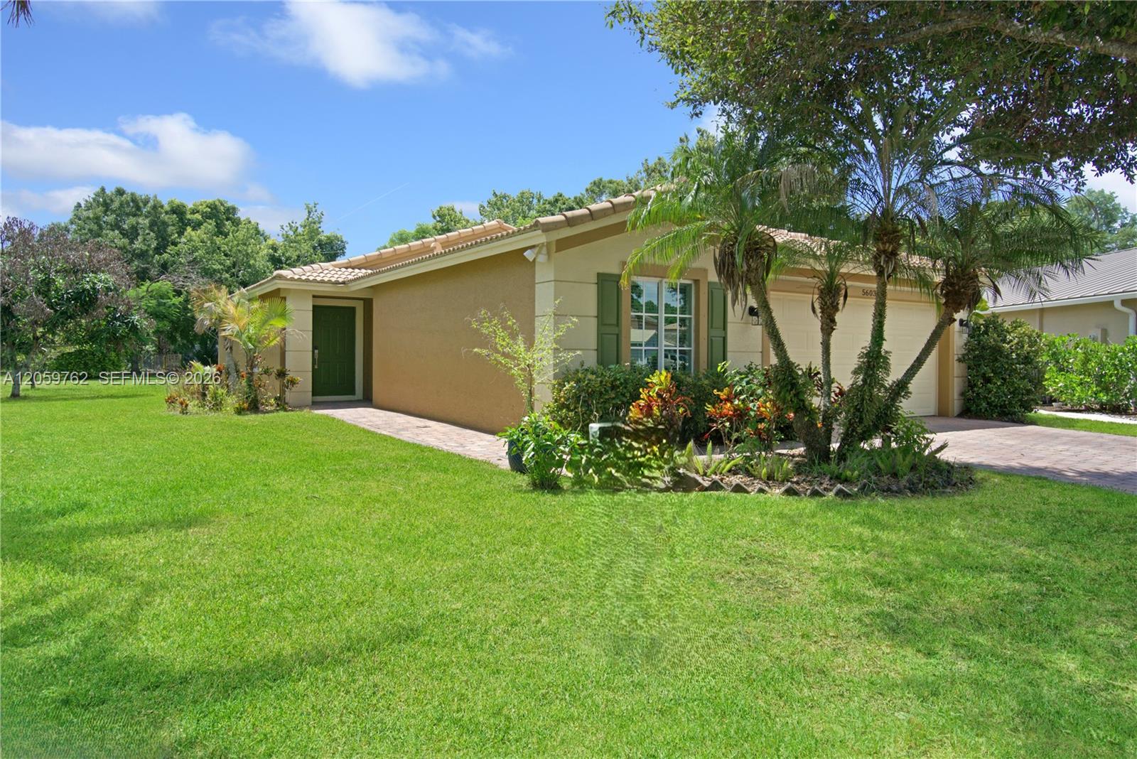 5603 SE Graham Drive 5603 Property Photo 1