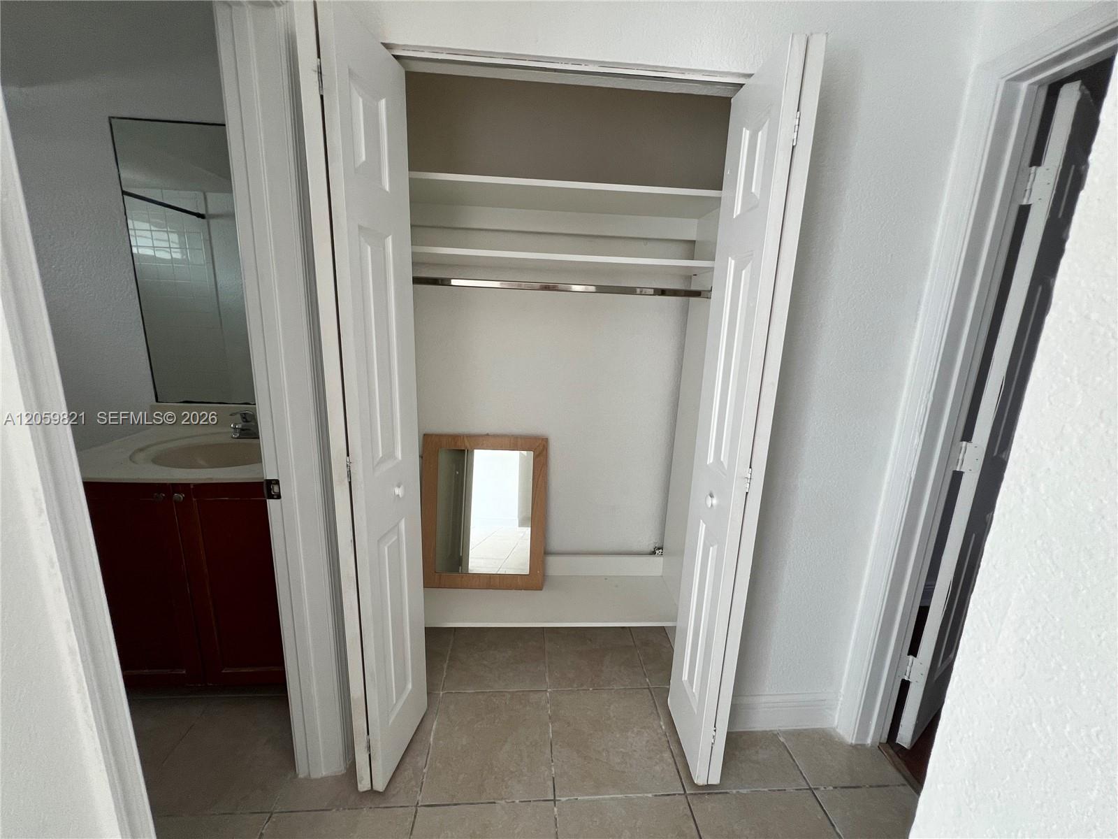 4251 Nw 5th Street 123 Property Photo 9
