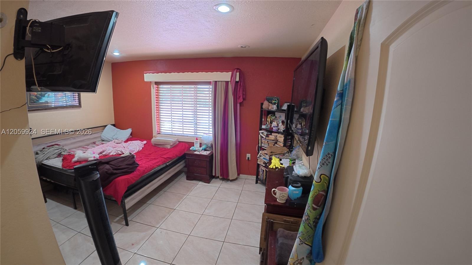 15737 Nw 40th Court Property Photo 48