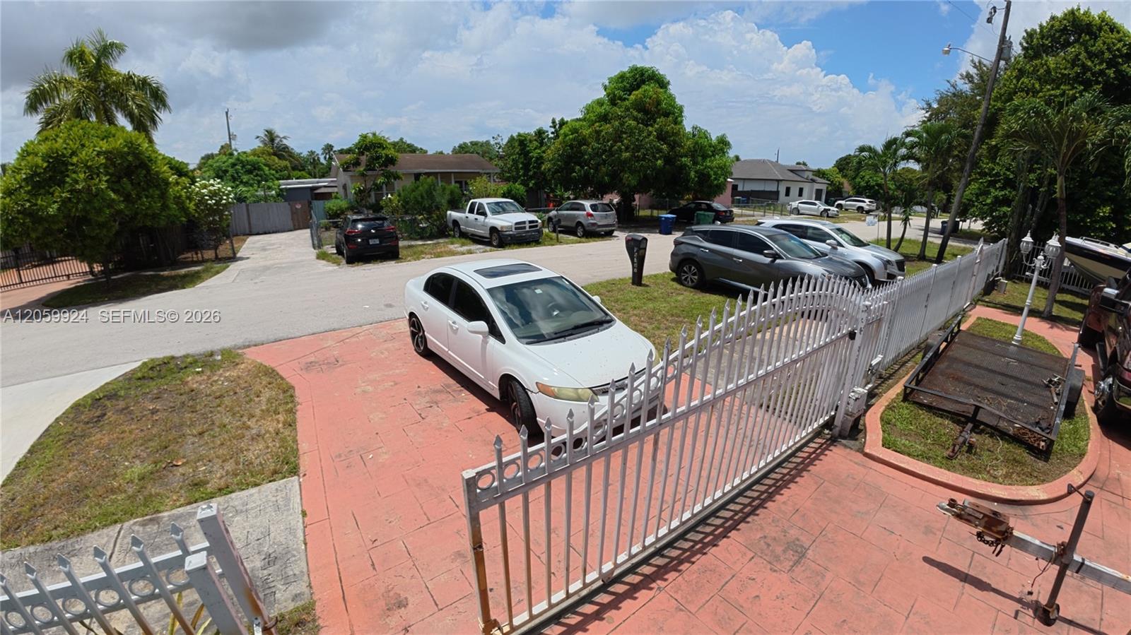 15737 Nw 40th Court Property Photo 72