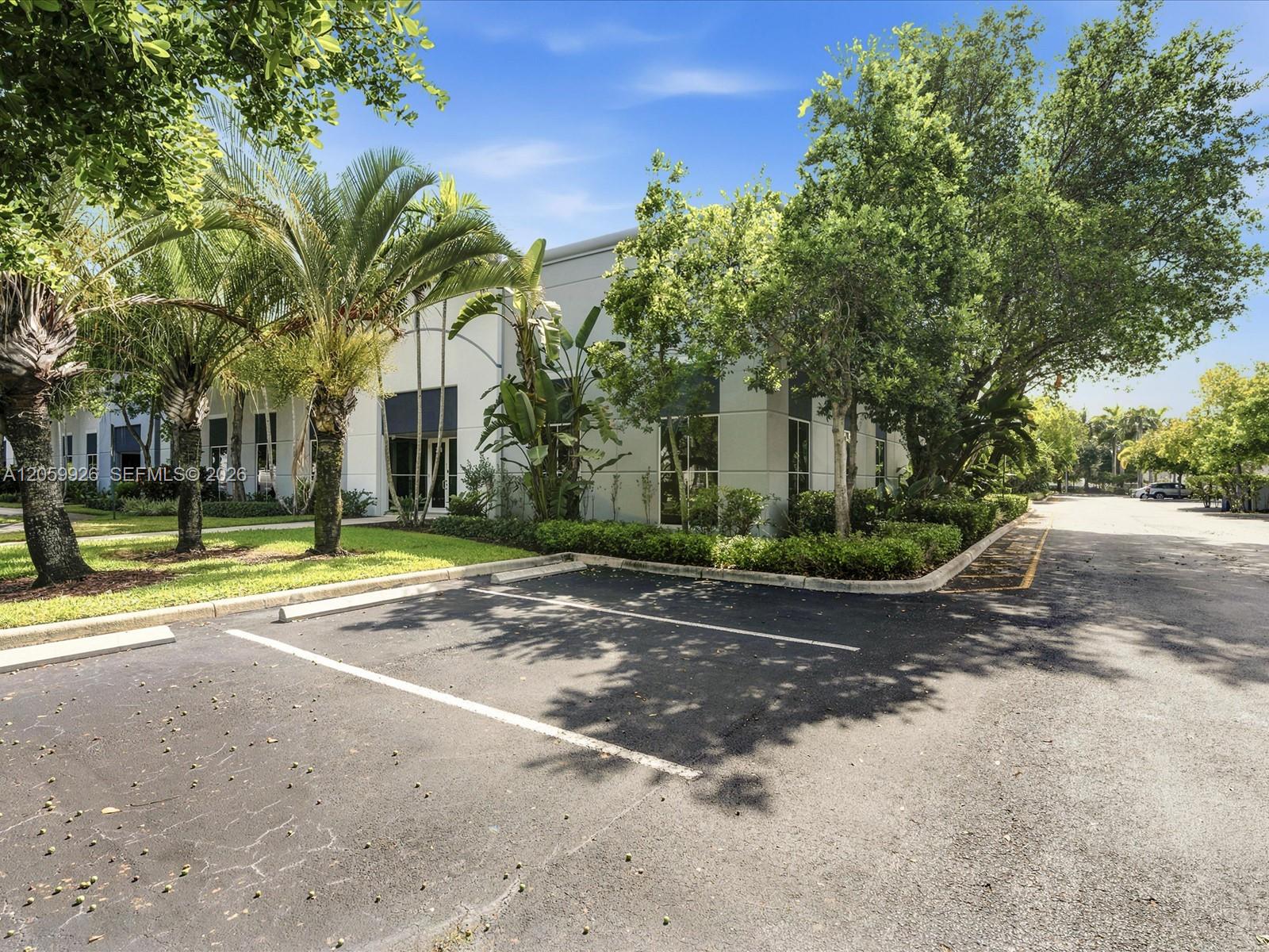 15481 Sw 12th Street 309 Property Photo 4