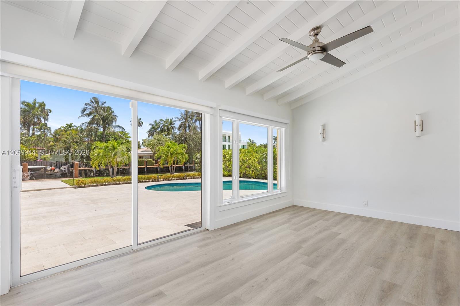 330 Coconut Isle Drive Property Photo 15