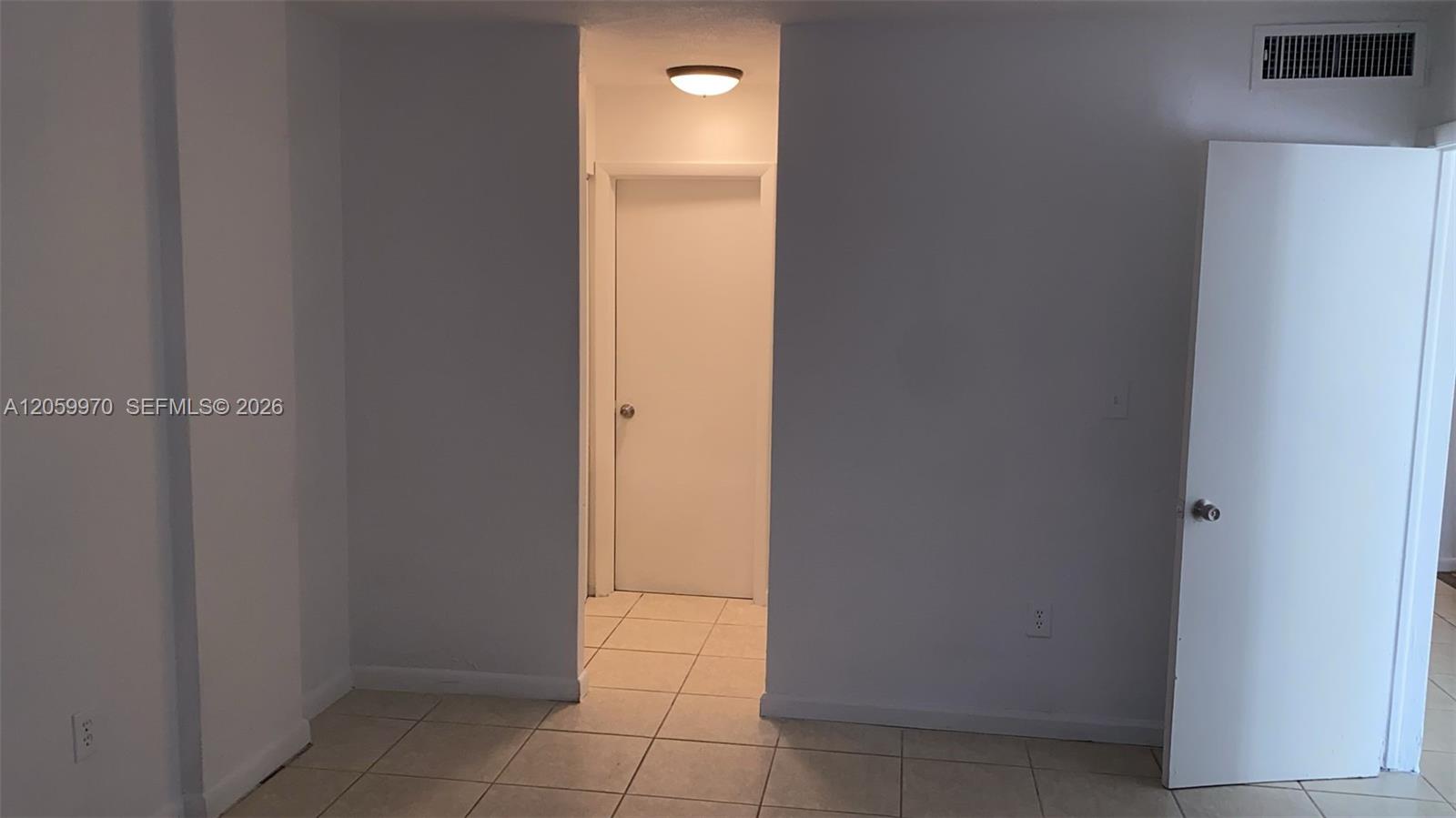 A12059970 Property Photo 8