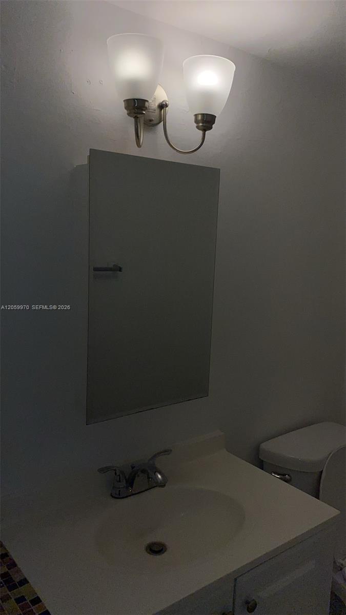 A12059970 Property Photo 14