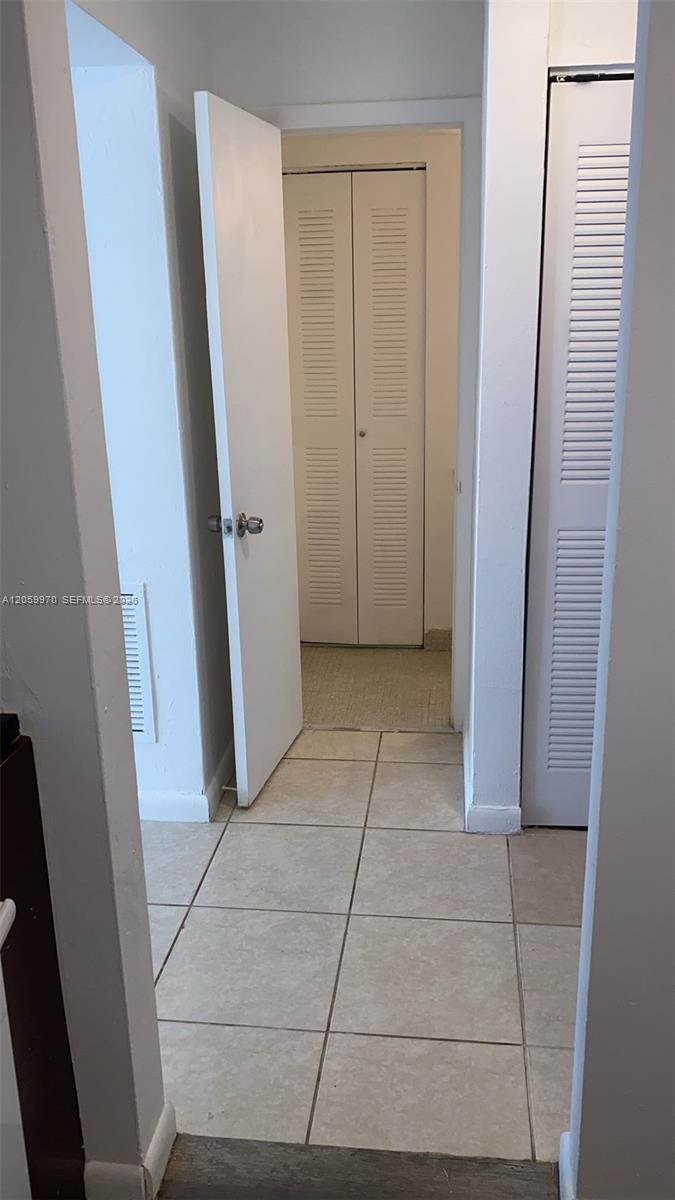 A12059970 Property Photo 17