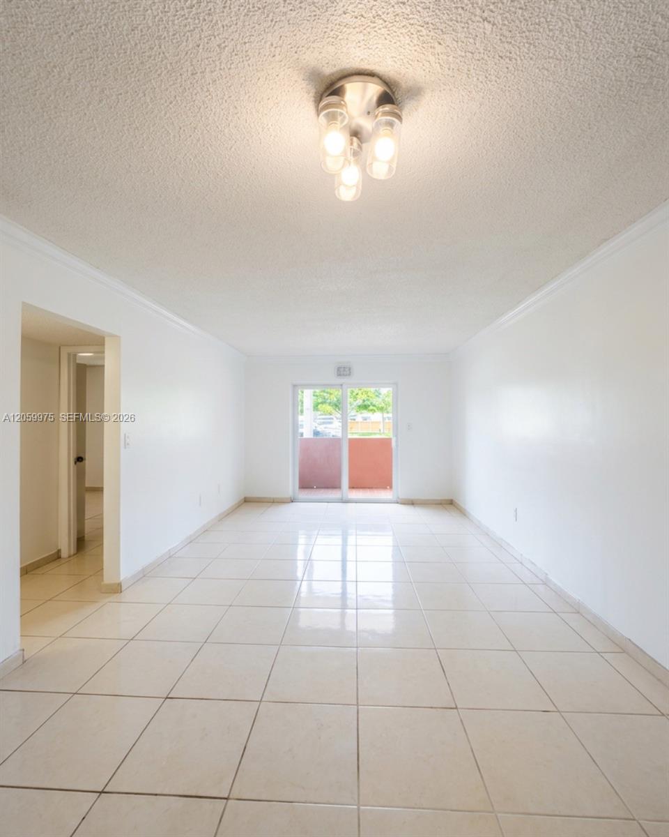 8990 Sw 24th Street 19 Property Photo 3