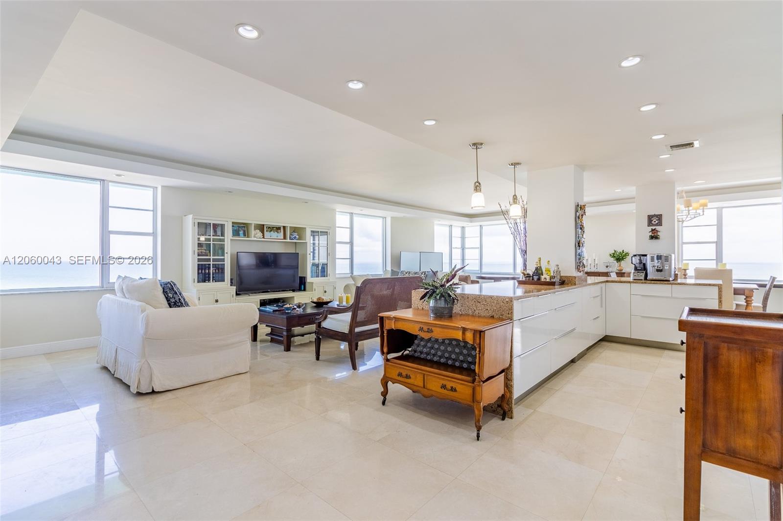 5255 Collins Avenue 11E Property Photo 1