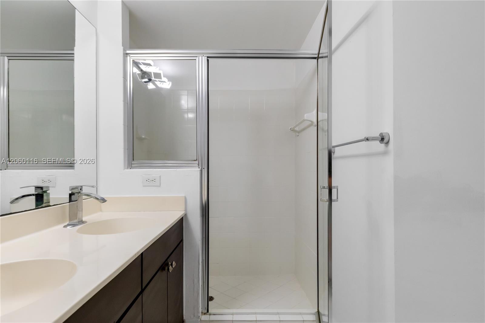 17150 N Bay Road 2320 Property Photo 8