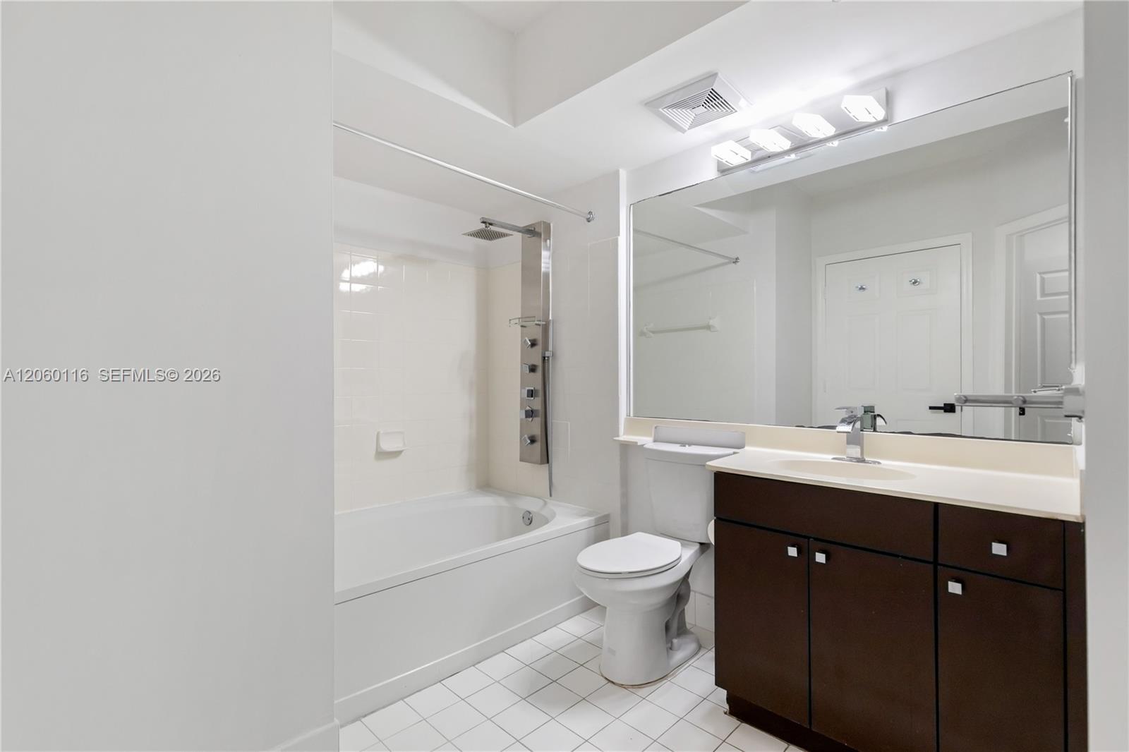 17150 N Bay Road 2320 Property Photo 9