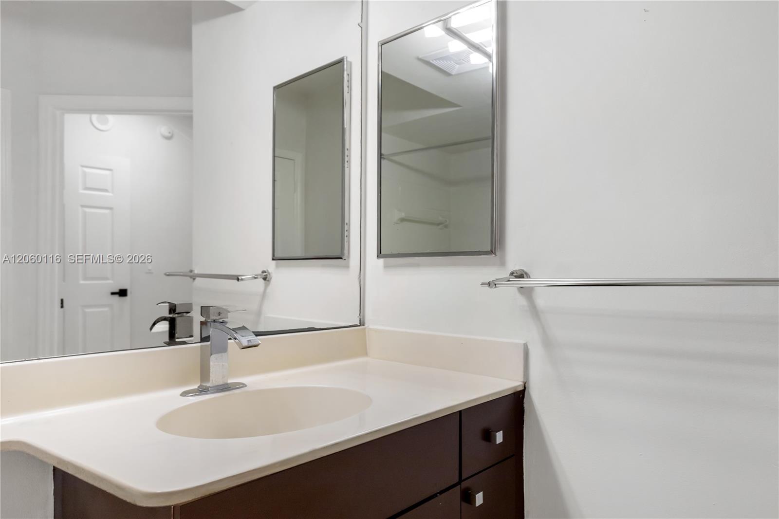 17150 N Bay Road 2320 Property Photo 11