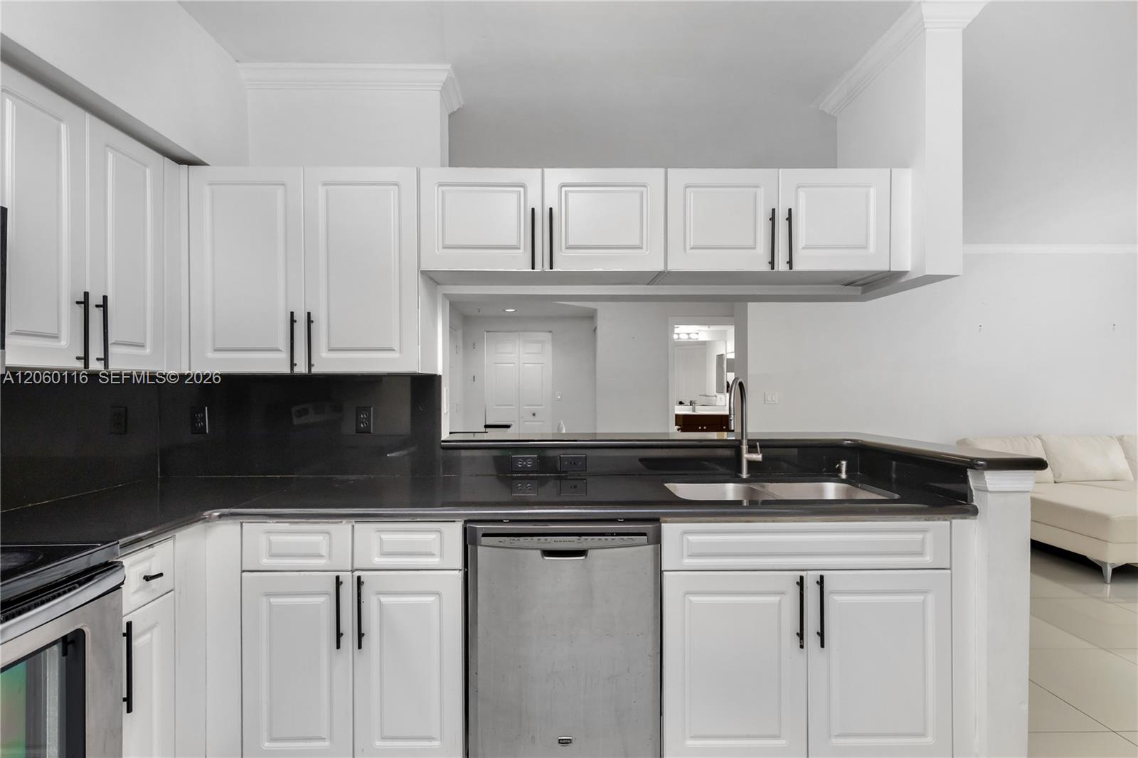 17150 N Bay Road 2320 Property Photo 28