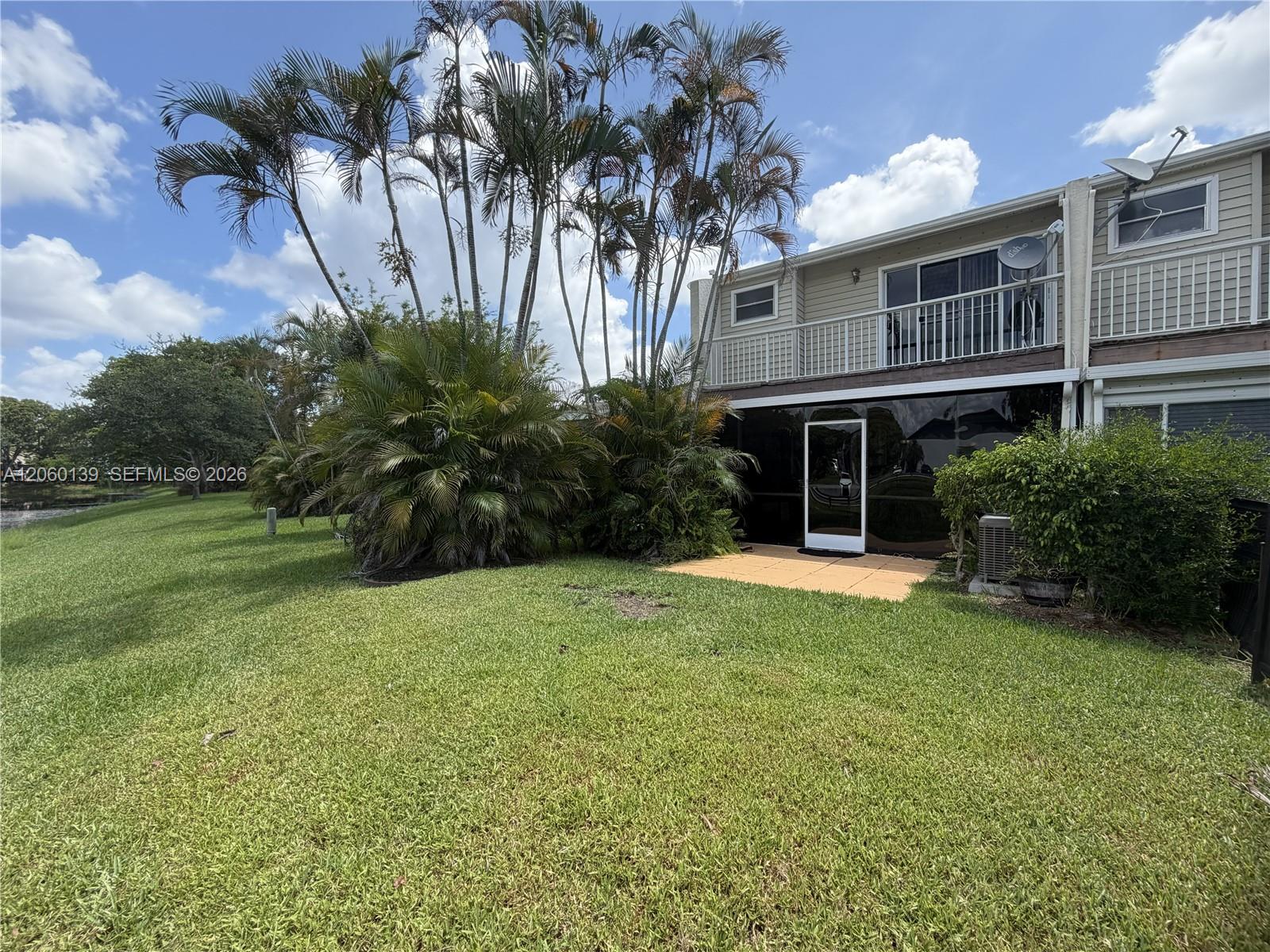 309 W Hemingway Circle Property Photo 32