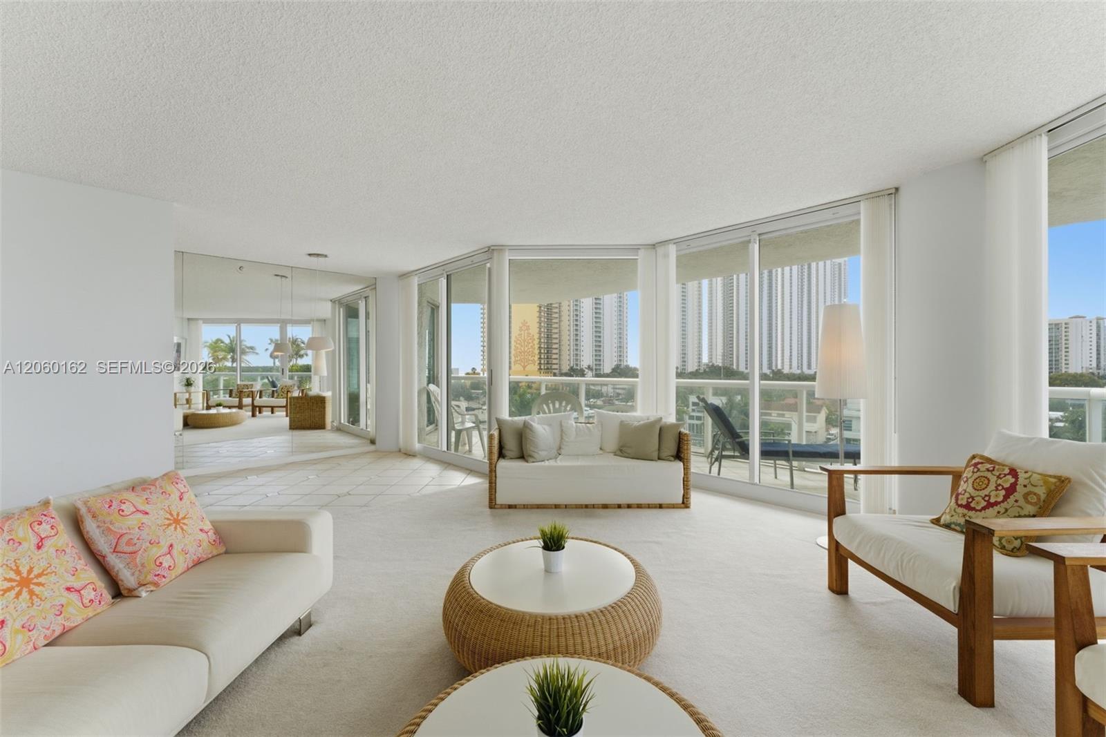 16400 Collins Avenue 544 Property Photo 12