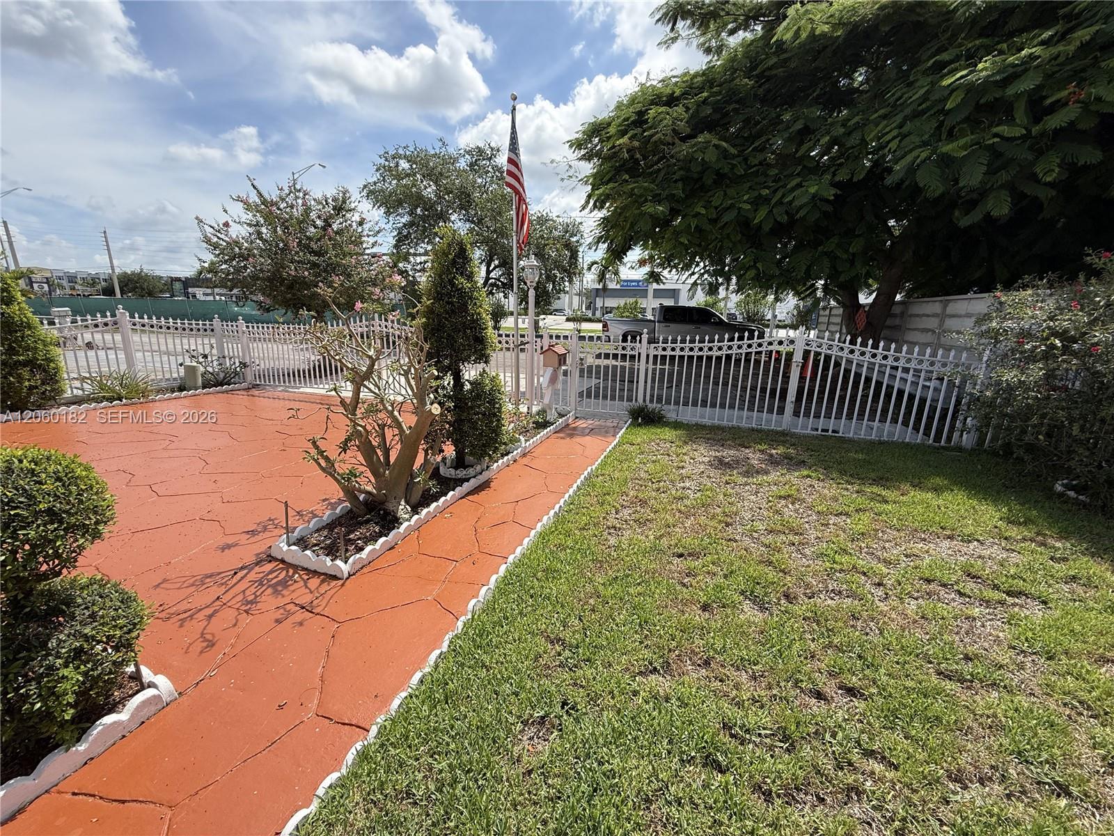 7510 W 4th Avenue Property Photo 4