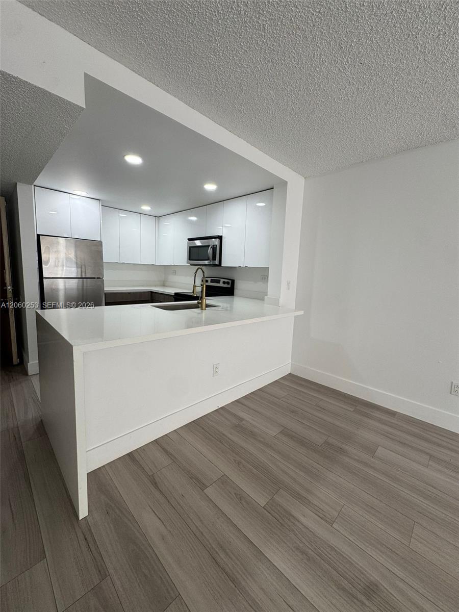 20860 San Simeon Way 108-6 Property Photo 3