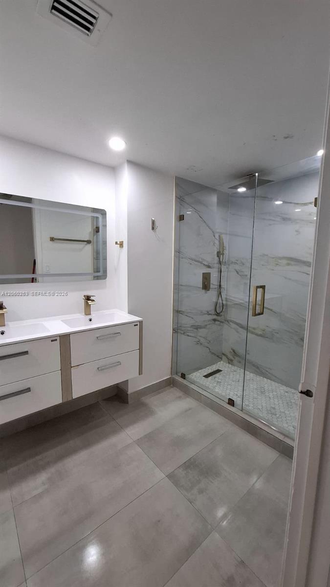 20860 San Simeon Way 108-6 Property Photo 10