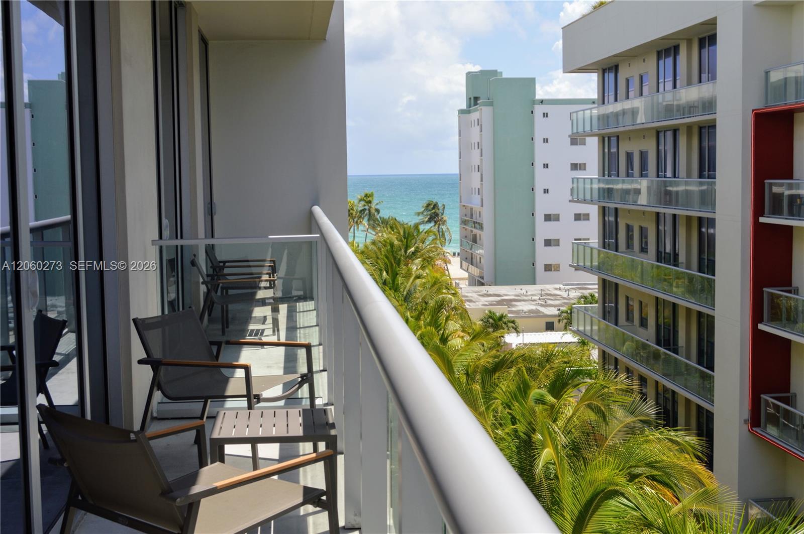 777 N Ocean Drive N522 Property Photo 1