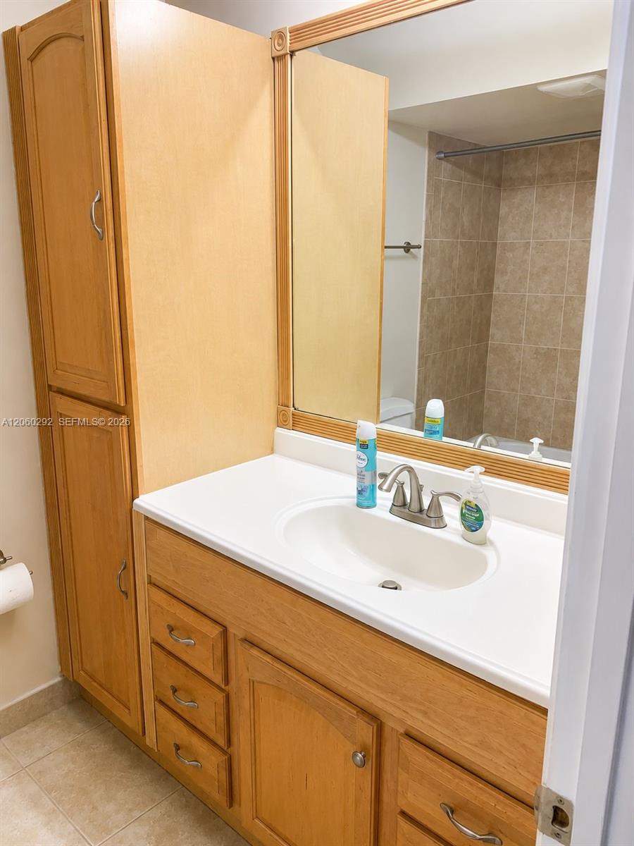 9568 Sw 1st Court 7-f Property Photo 15