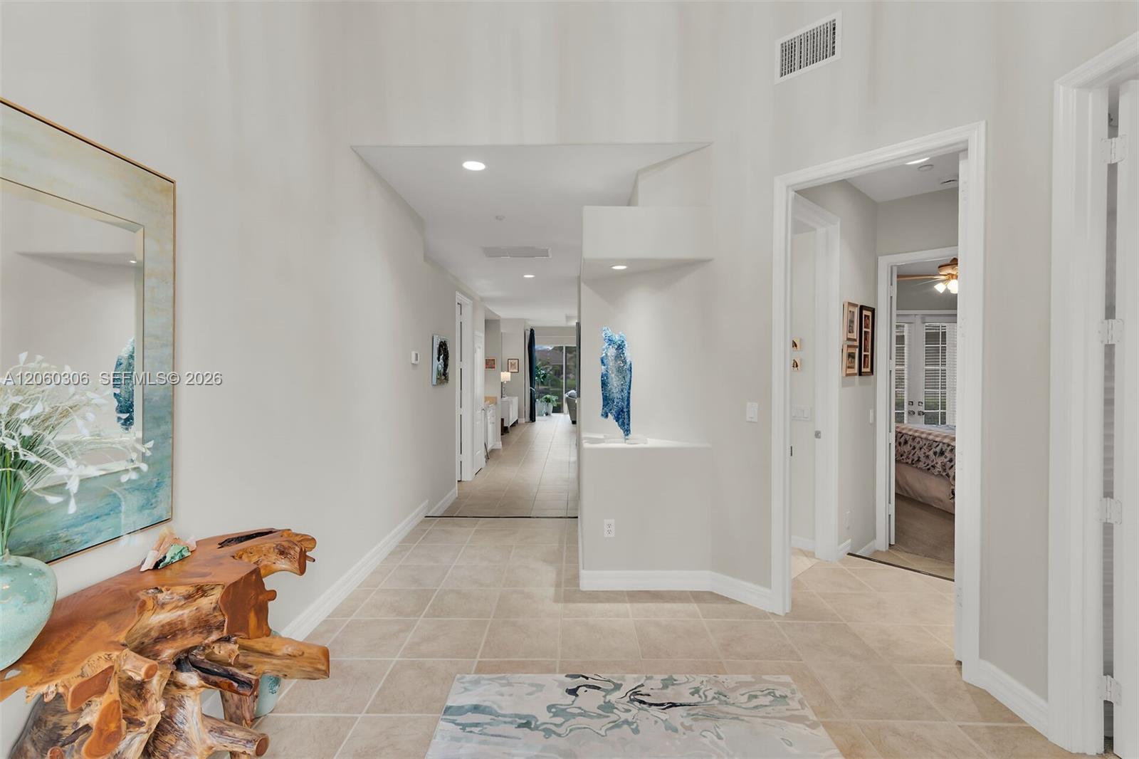 14610 Laguna Drive Property Photo 9
