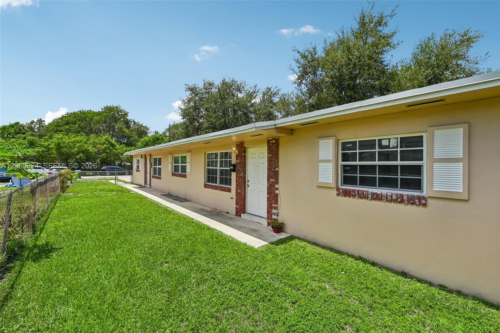 2137 Nw 99th Terrace Property Photo 1