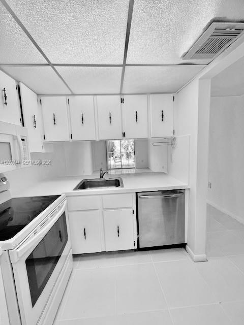 A12060344 Property Photo 9