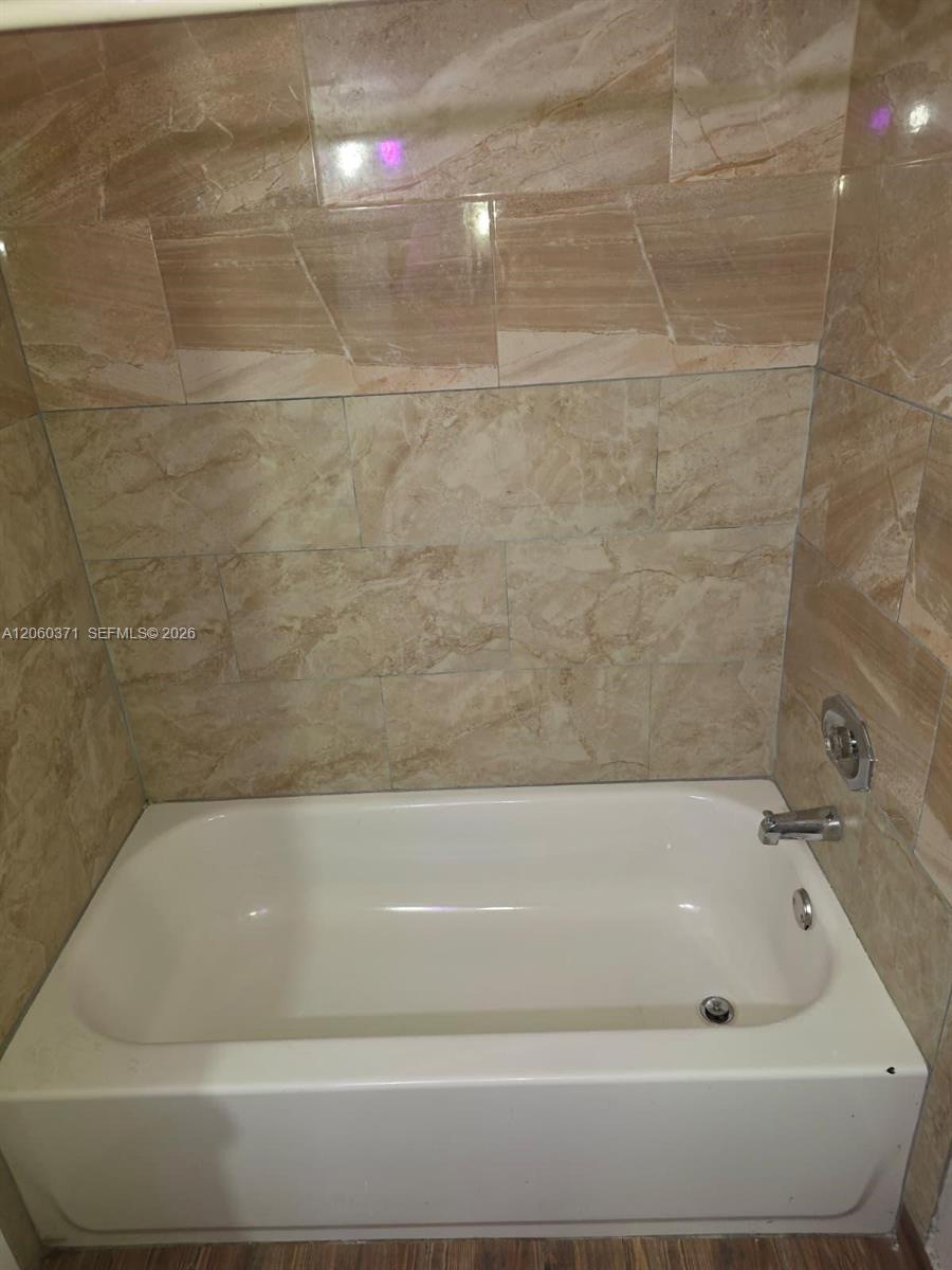 A12060371 Property Photo 2