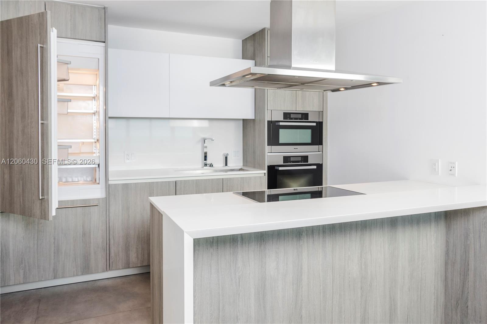 350 Ocean Drive 604n Property Photo 15