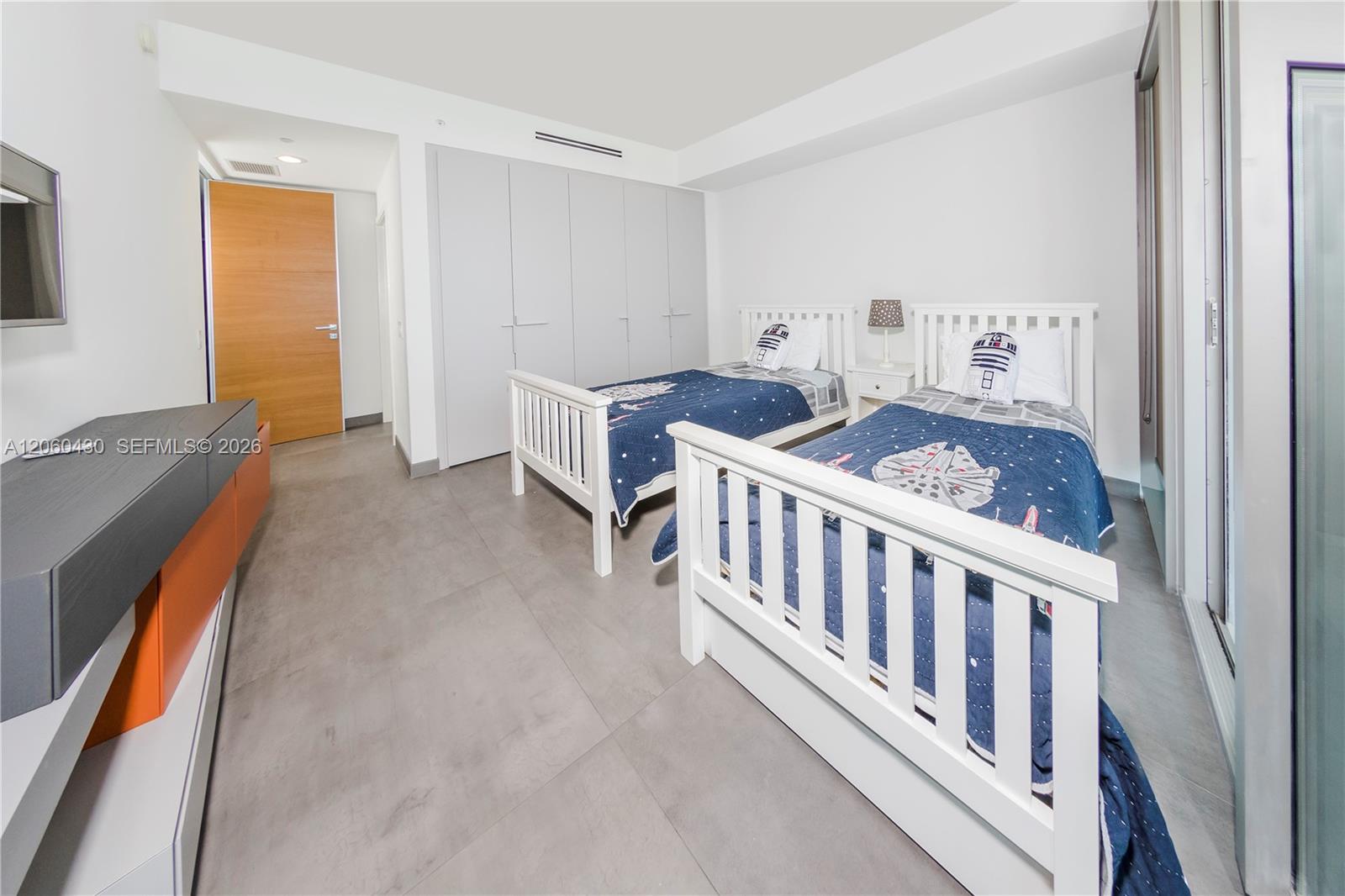 350 Ocean Drive 604n Property Photo 26