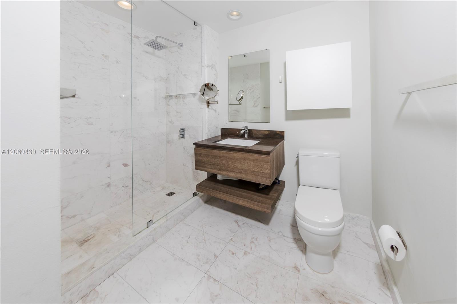 350 Ocean Drive 604n Property Photo 27