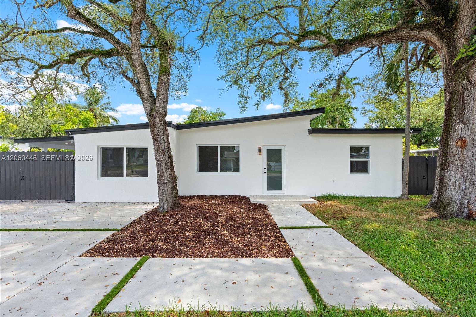 35 Allen Road Property Photo 1