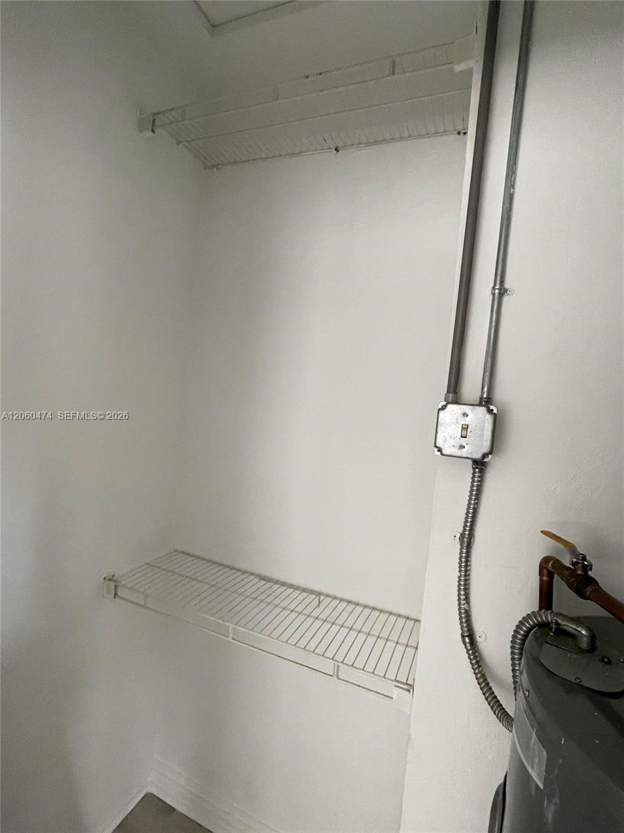 1108 Ne 3rd Street C Property Photo 7