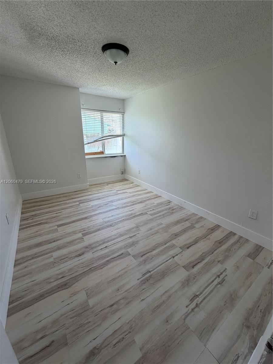 18602 Nw 46th Avenue 18602 Property Photo 6