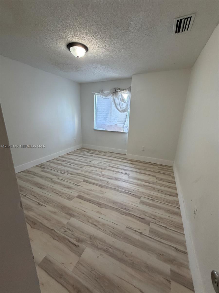 18602 Nw 46th Avenue 18602 Property Photo 8